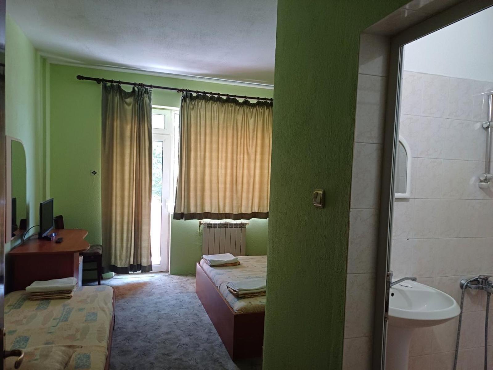 Интернационал Hotel Kulata Ngoại thất bức ảnh