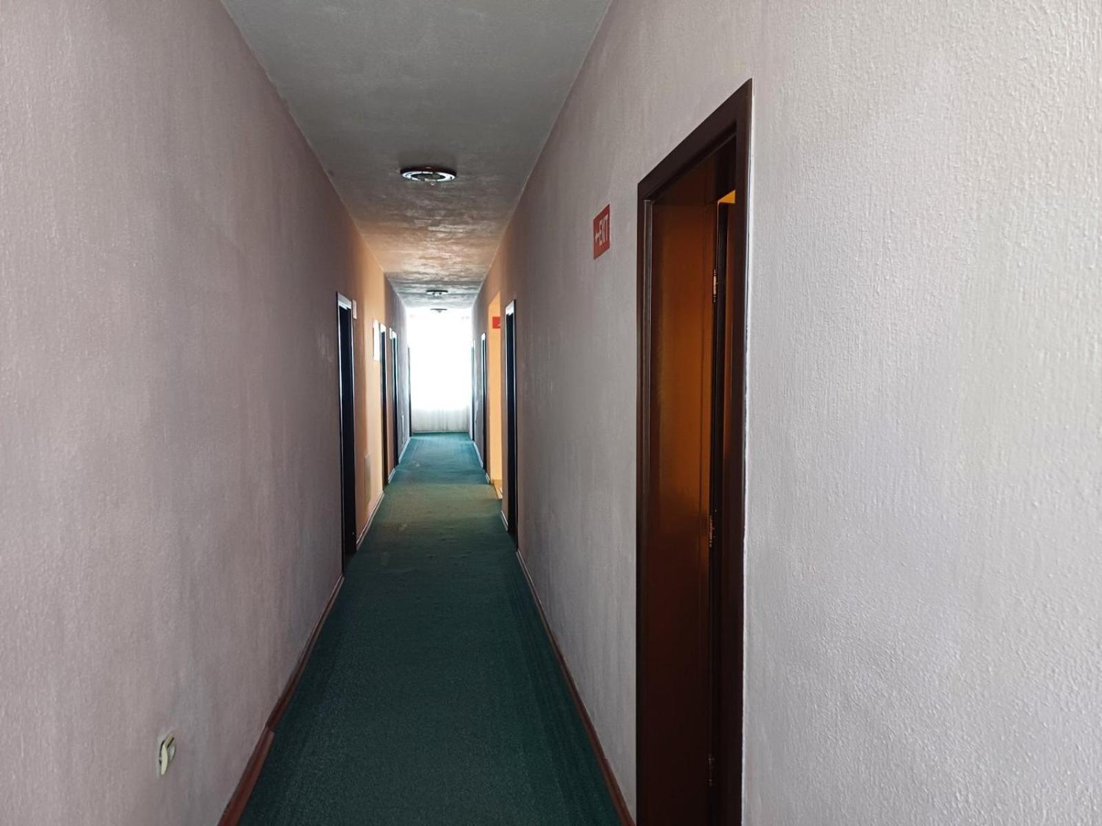 Интернационал Hotel Kulata Ngoại thất bức ảnh